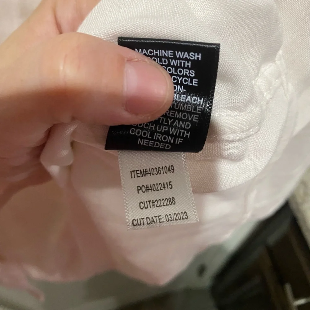 Torrid long sleeve button down White Shirt - Picture 4 of 5